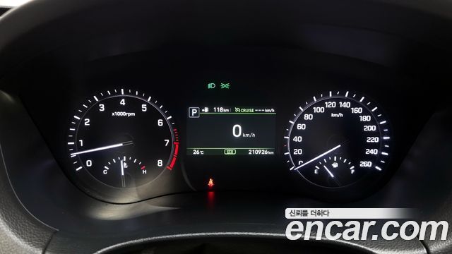 Genesis G80 2017 — photo 8