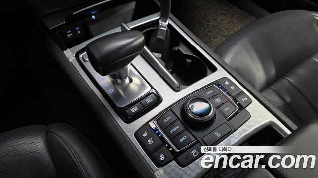 Genesis G80 2017 — photo 9