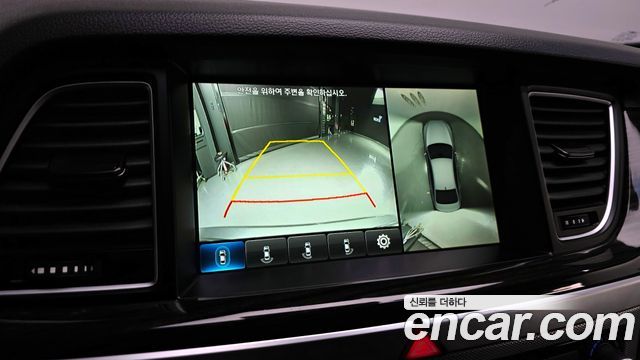 Genesis G80 2017 — photo 15