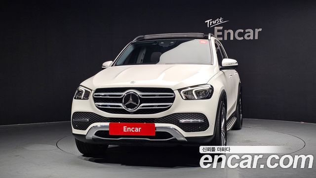 Mercedes-Benz GLE-Class 2022 — photo 3
