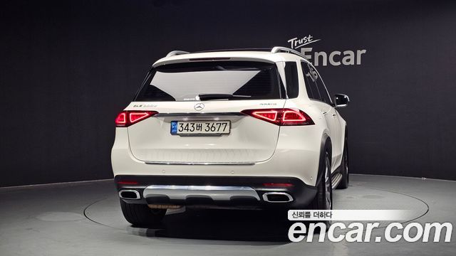 Mercedes-Benz GLE-Class 2022 — photo 4