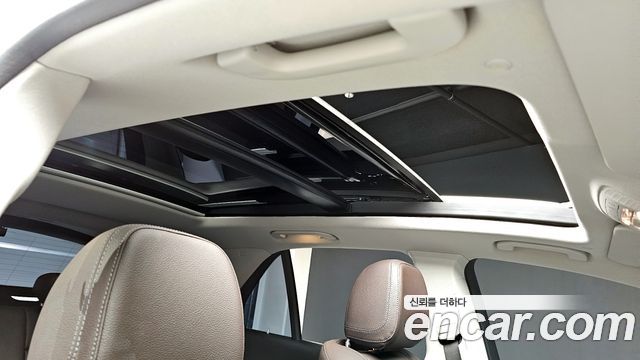 Mercedes-Benz GLE-Class 2022 — photo 18