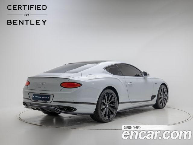 Bentley Continental 2024 — photo 4
