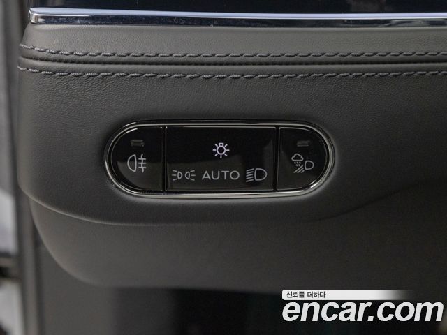 Bentley Continental 2024 — photo 14
