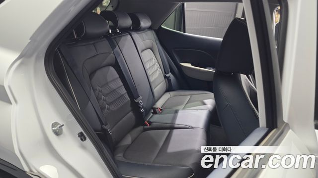 Hyundai Venue 2020 — photo 18