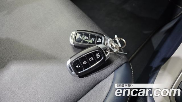 Hyundai Venue 2020 — photo 22