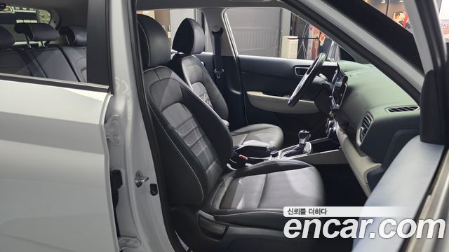 Hyundai Venue 2020 — photo 16