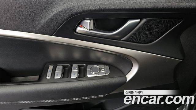 Genesis G70 2021 — photo 22