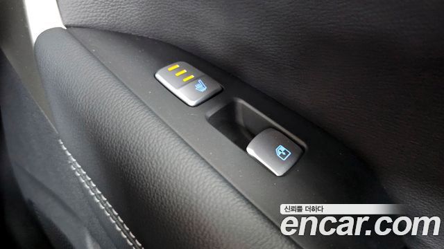 Genesis G70 2021 — photo 25