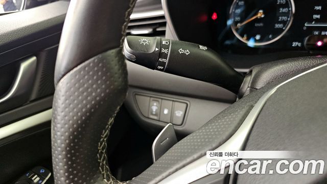 Genesis G70 2021 — photo 29