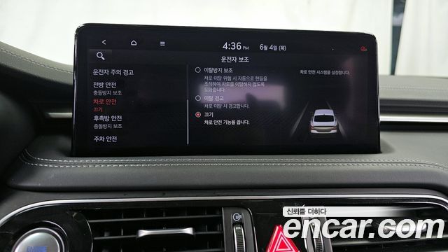 Genesis G70 2021 — photo 33