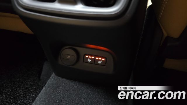 Volvo XC40 2022 — photo 19