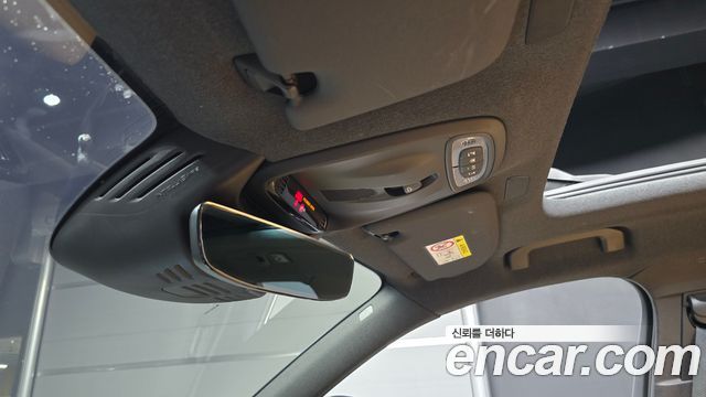 Volvo XC40 2022 — photo 24