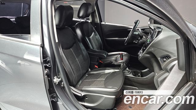 Chevrolet Korea Spark 2018 — photo 11