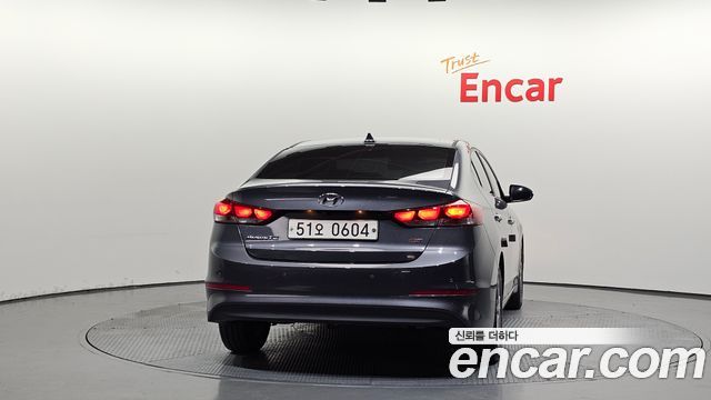 Hyundai AVANTE 2016 — photo 4
