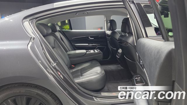 Kia K9 2016 — photo 12
