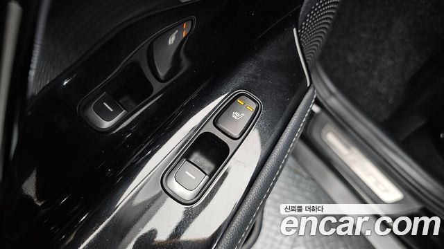 Kia Niro 2017 — photo 19