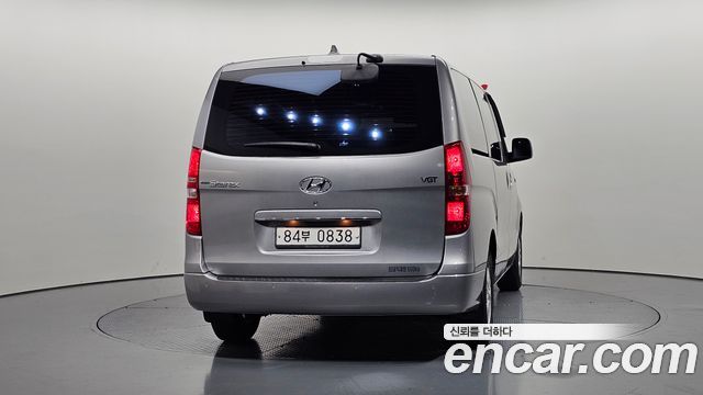 Hyundai Starex 2019 — photo 4