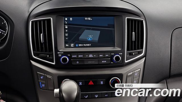 Hyundai Starex 2019 — photo 14