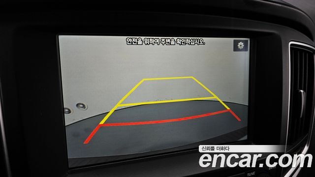 Hyundai Starex 2019 — photo 15
