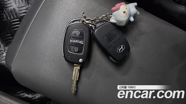 Hyundai Starex 2019 — photo 19