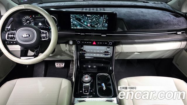 Kia Canival 2021 — photo 10