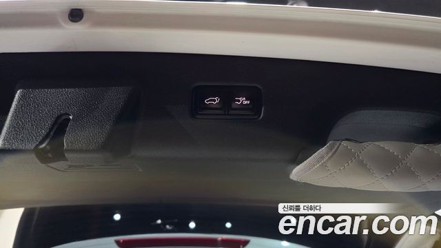 Kia Canival 2021 — photo 27