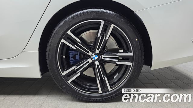 BMW 3-Series 2026 — photo 7