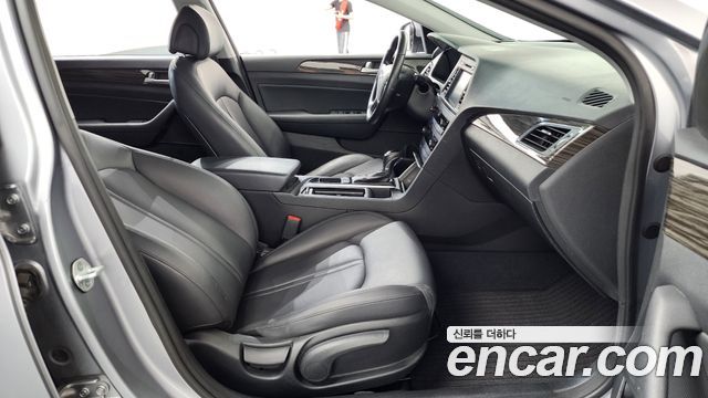 Hyundai Sonata 2015 — photo 16