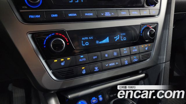 Hyundai Sonata 2015 — photo 31