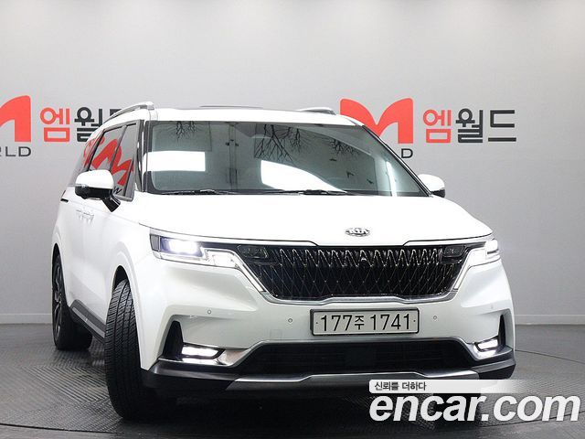 Kia Canival 2021 — photo 2