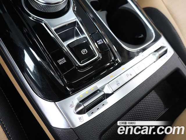 Kia Canival 2021 — photo 10