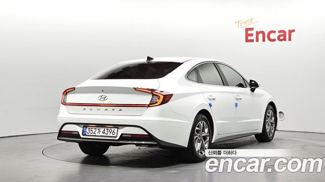 Hyundai Sonata 2022 — photo 2