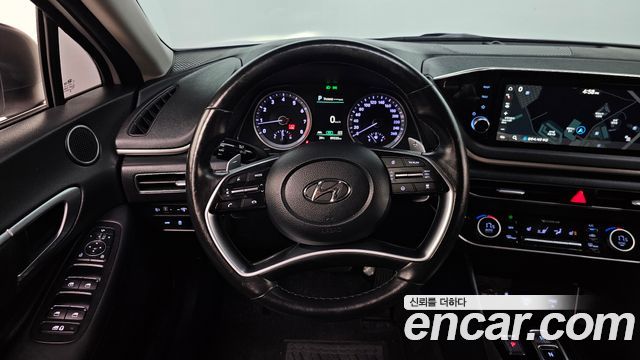 Hyundai Sonata 2022 — photo 14