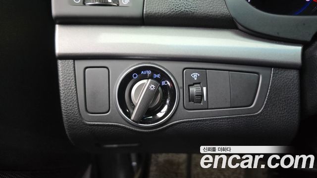 Hyundai i40 2016 — photo 19