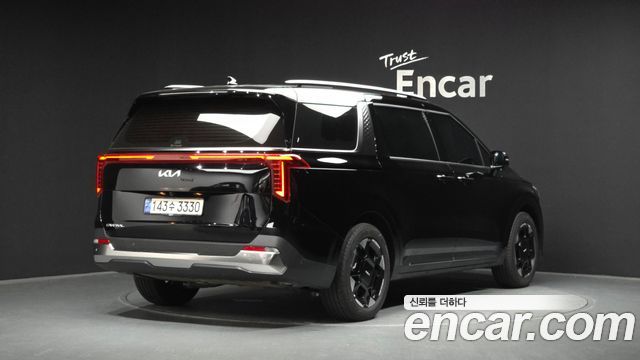 Kia Canival 2025 — photo 2