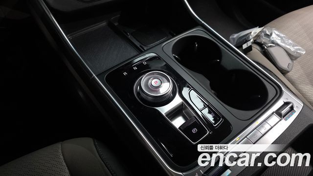 Kia Canival 2025 — photo 12