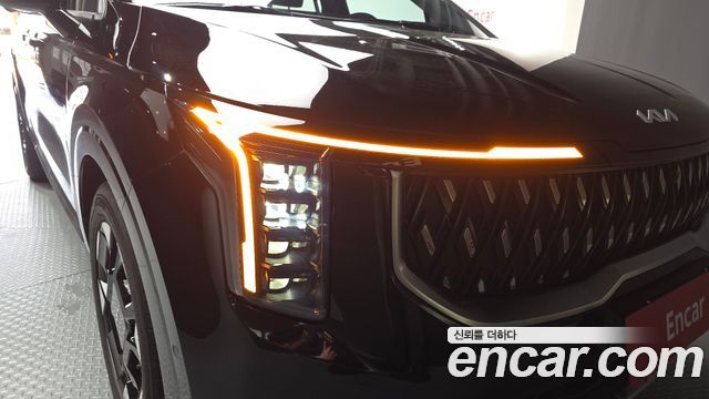 Kia Canival 2025 — photo 8