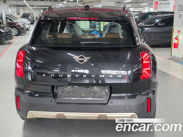 Mini Countryman 2026 — photo 3