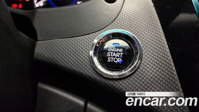 Hyundai Accent 2011 — photo 16