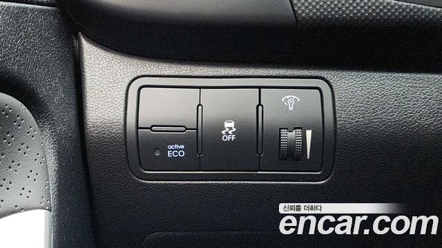 Hyundai Accent 2011 — photo 18