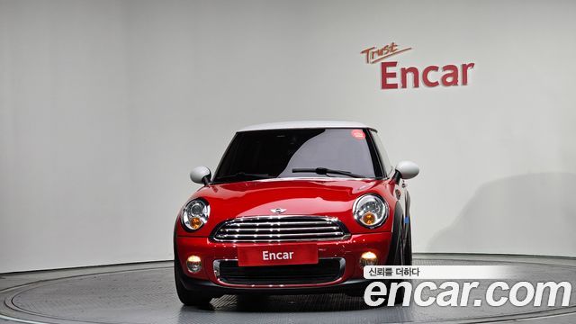 Mini Cooper 2011 — photo 3