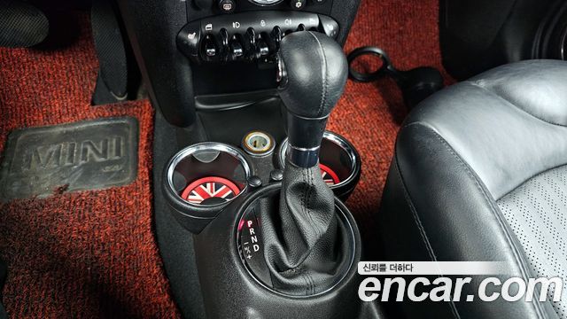 Mini Cooper 2011 — photo 9