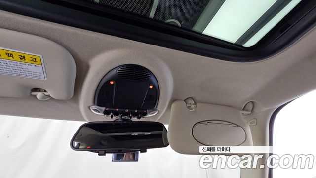 Mini Cooper 2011 — photo 18