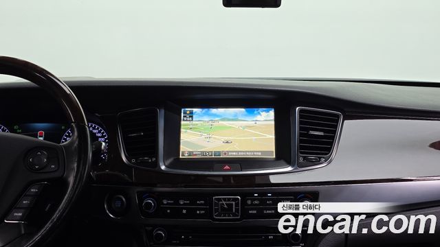Hyundai Equus 2015 — photo 17