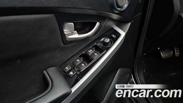 KG Mobility KORANDO 2016 — photo 23