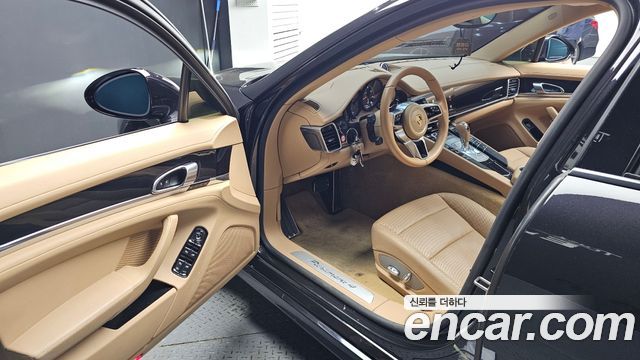Porsche Panamera 2014 — photo 10