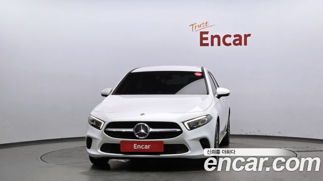 Mercedes-Benz A-Class 2021 — photo 3