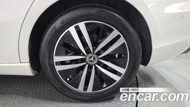 Mercedes-Benz A-Class 2021 — photo 7