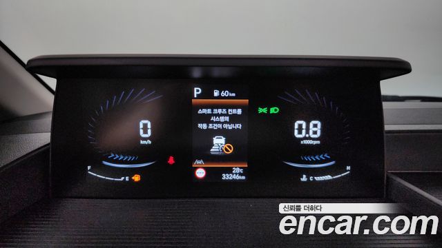 Hyundai Staria 2025 — photo 11